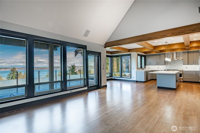 5543 Night Heron Drive, Blaine, WA 98230