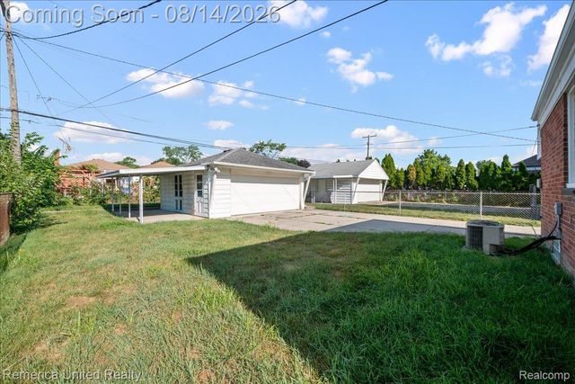 6943 Colonial Street, Dearborn Heights, MI 48127