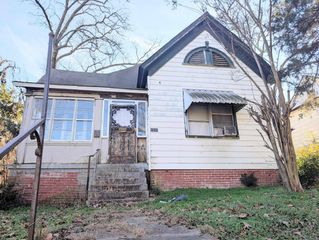 1515 W 19th Street, Little Rock, AR 72202