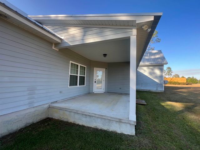 30 Stillwater Lane, Havana, FL 32333