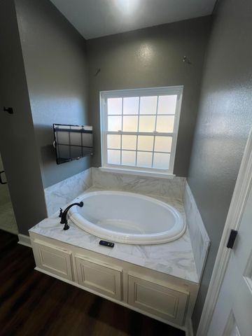 30 Stillwater Lane, Havana, FL 32333