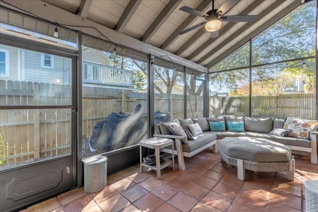 1037 BURNETT STREET, Oviedo, FL 32765