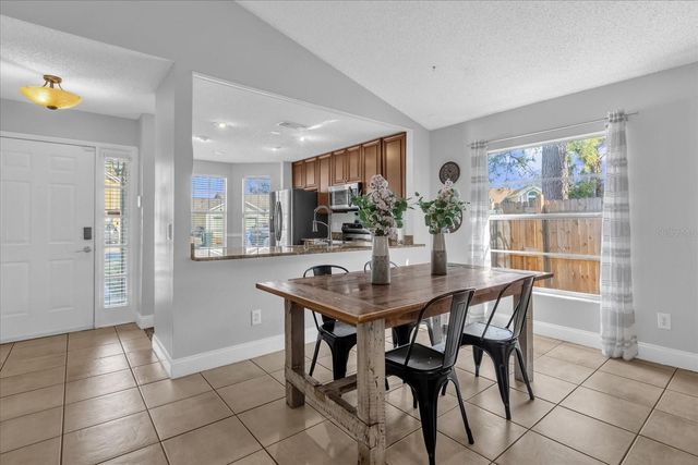 1037 BURNETT STREET, Oviedo, FL 32765