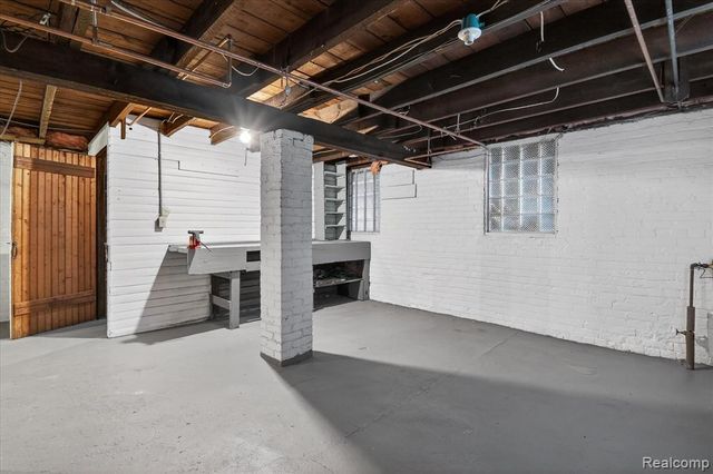 3132-3134 Van Alstyne Street, Wyandotte, MI 48192