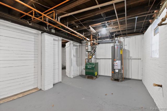 3132-3134 Van Alstyne Street, Wyandotte, MI 48192