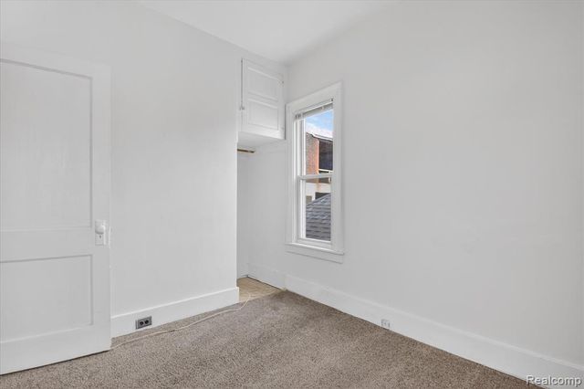 3132-3134 Van Alstyne Street, Wyandotte, MI 48192