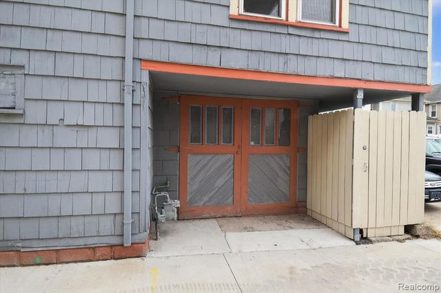 3132-3134 Van Alstyne Street, Wyandotte, MI 48192