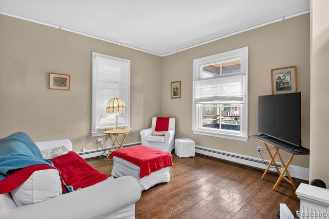 3132-3134 Van Alstyne Street, Wyandotte, MI 48192