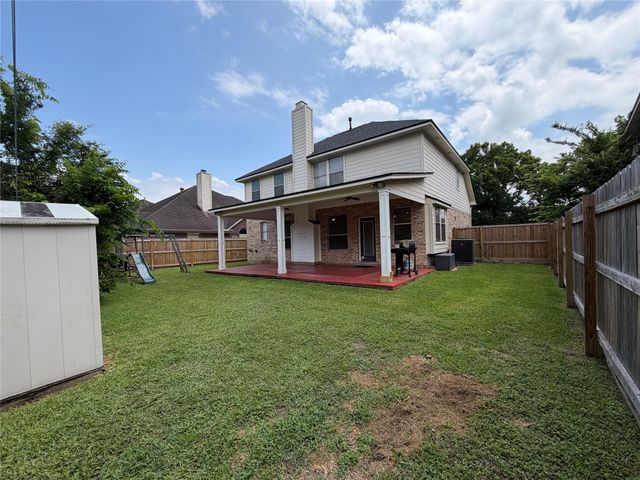 1113 Shadowbend Street, Pearland, TX 77581