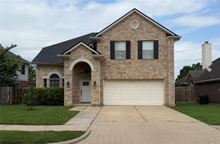 1113 Shadowbend Street, Pearland, TX 77581