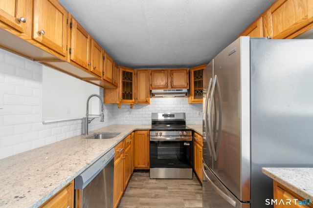 110 Harper Avenue, New Haven, CT 06515