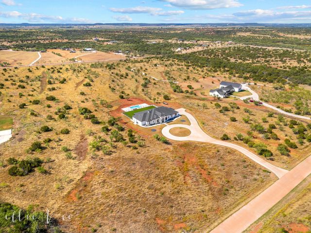 173 Western Trl, Buffalo Gap, TX 79508