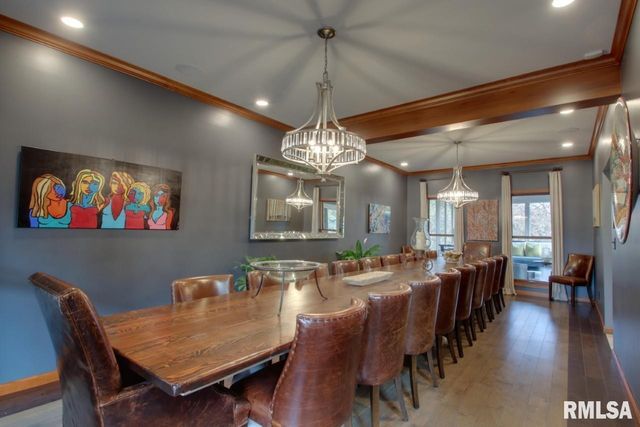 5585 Wood Crest Drive, Quincy, IL 62305