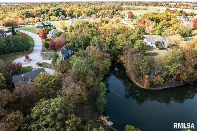 5585 Wood Crest Drive, Quincy, IL 62305