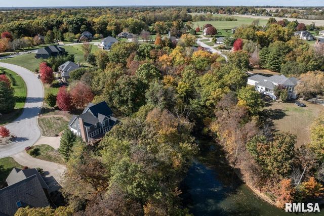 5585 Wood Crest Drive, Quincy, IL 62305