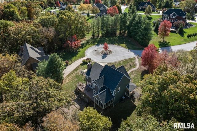 5585 Wood Crest Drive, Quincy, IL 62305