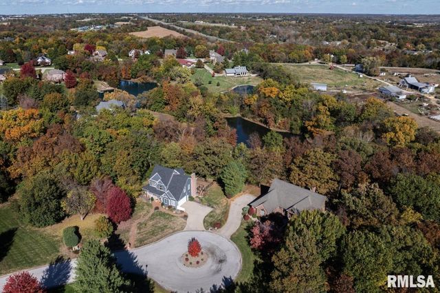 5585 Wood Crest Drive, Quincy, IL 62305