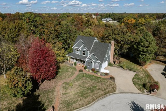 5585 Wood Crest Drive, Quincy, IL 62305