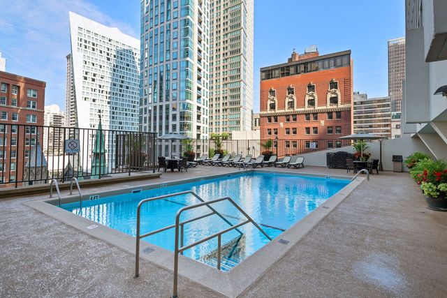 111 E Chestnut Street PH-AB, Chicago, IL 60611