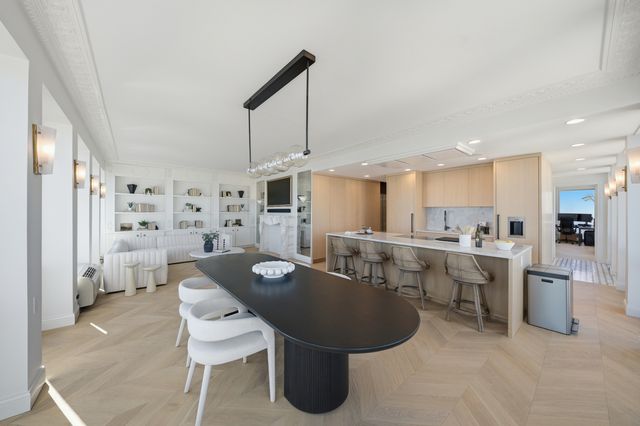 111 E Chestnut Street PH-AB, Chicago, IL 60611