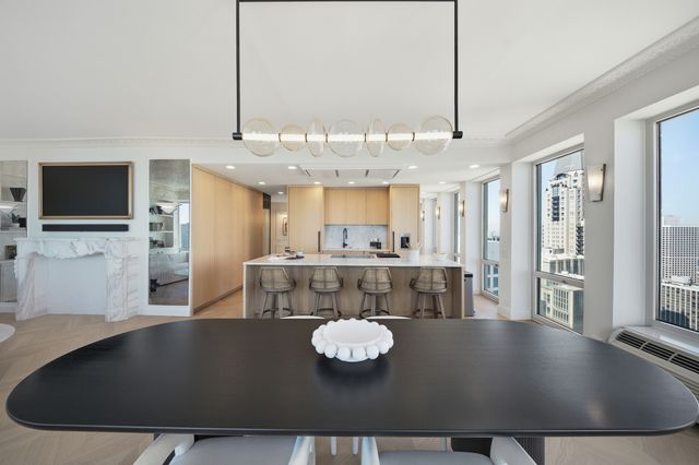 111 E Chestnut Street PH-AB, Chicago, IL 60611