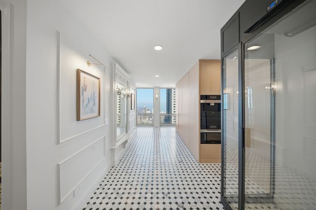 111 E Chestnut Street PH-AB, Chicago, IL 60611