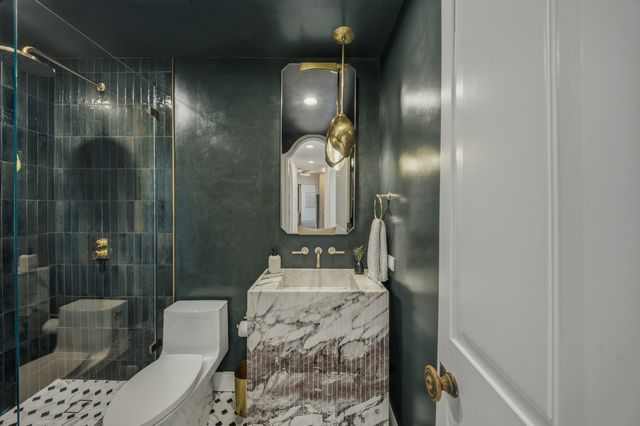 111 E Chestnut Street PH-AB, Chicago, IL 60611