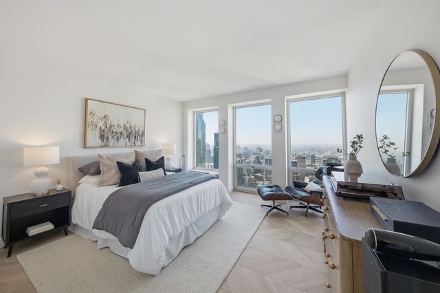 111 E Chestnut Street PH-AB, Chicago, IL 60611