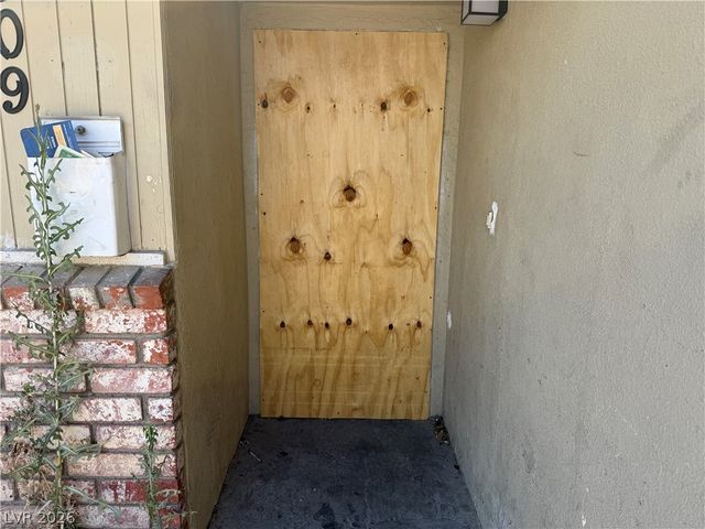 109 Prince Lane, Las Vegas, NV 89110