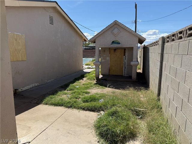 109 Prince Lane, Las Vegas, NV 89110