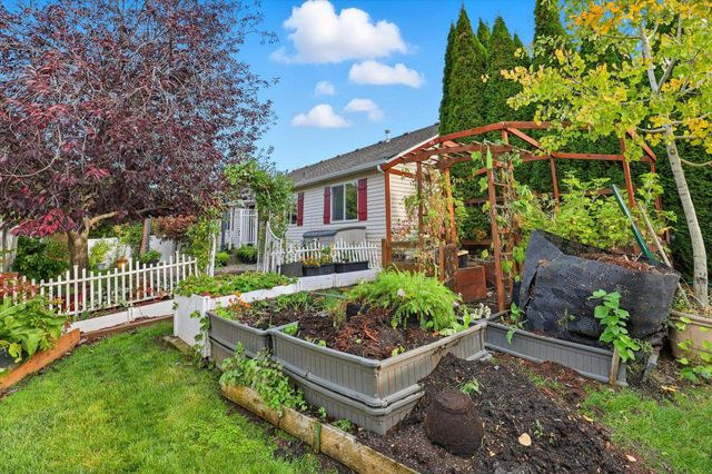 19511 E Shannon Ave, Liberty Lake, WA 99016