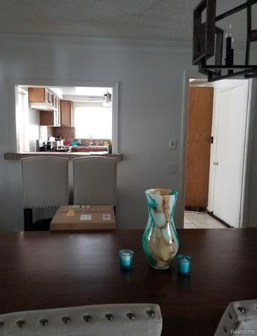 5920 W Outer Drive, Detroit, MI 48235