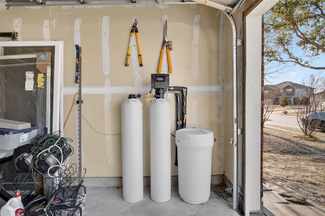 198 Brandie Mac Lane, Waxahachie, TX 75165