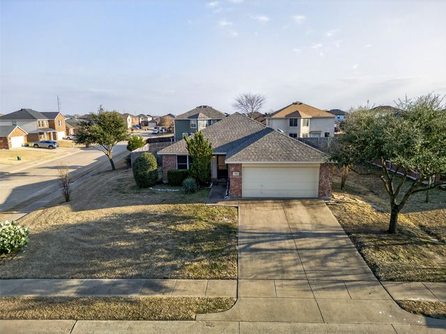 198 Brandie Mac Lane, Waxahachie, TX 75165