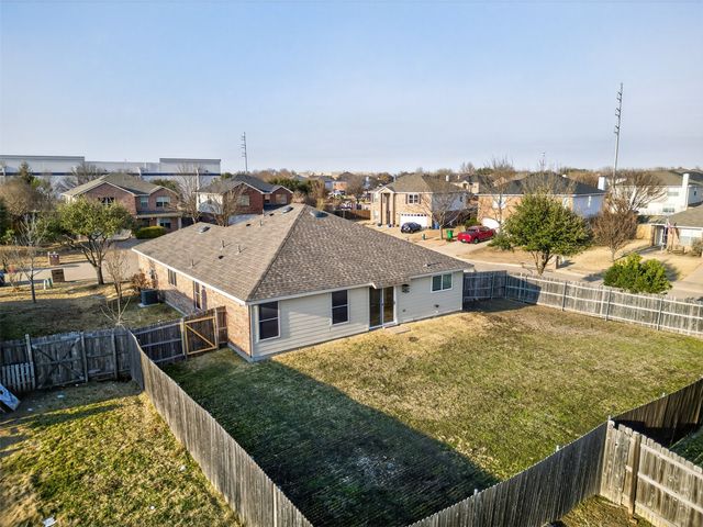 198 Brandie Mac Lane, Waxahachie, TX 75165