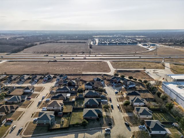 198 Brandie Mac Lane, Waxahachie, TX 75165