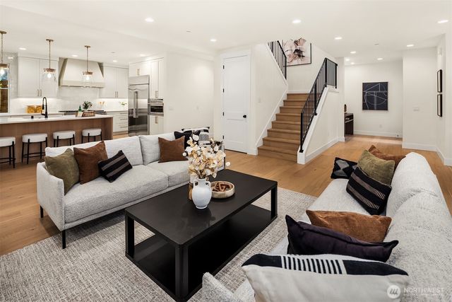 11814 NE 103rd Place, Kirkland, WA 98033