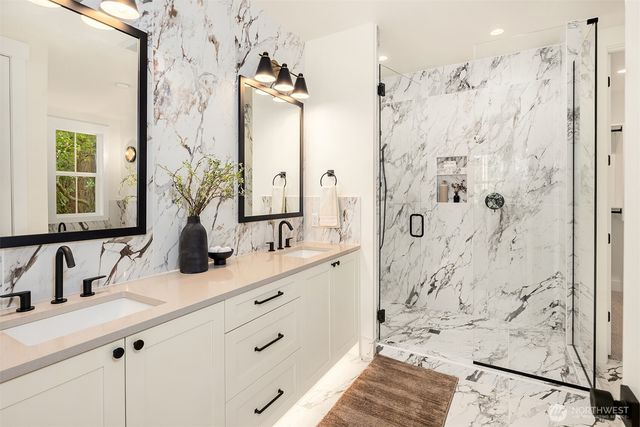 11814 NE 103rd Place, Kirkland, WA 98033