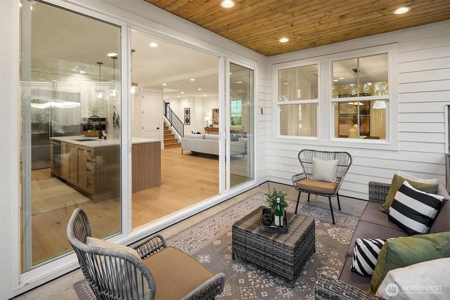 11814 NE 103rd Place, Kirkland, WA 98033