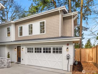 11814 NE 103rd Place, Kirkland, WA 98033