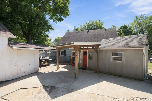 9900 Highway 150, Greenville, IN 47124