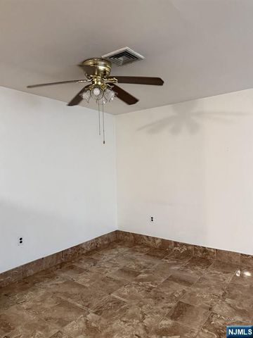 846 Riverside Avenue 106, Lyndhurst, NJ 07071
