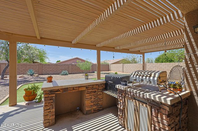 17583 W EAST WIND Avenue, Goodyear, AZ 85338