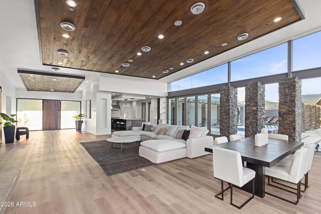 8787 E WHISPERING WIND Drive, Scottsdale, AZ 85255