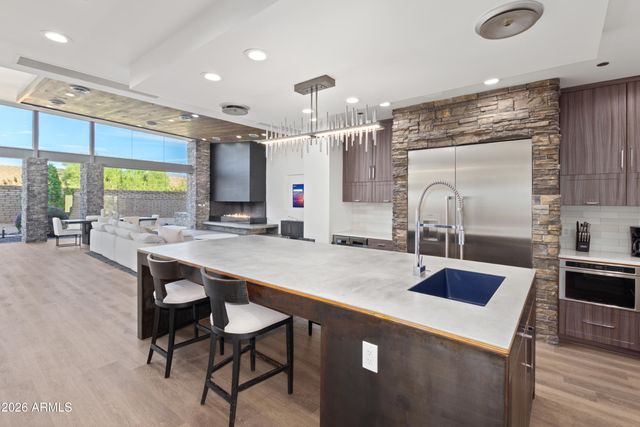 8787 E WHISPERING WIND Drive, Scottsdale, AZ 85255