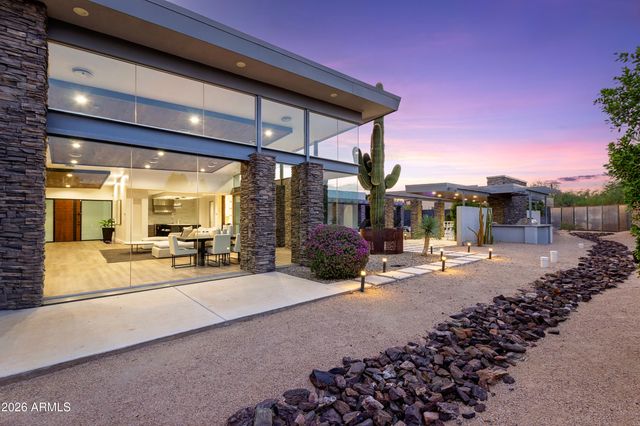 8787 E WHISPERING WIND Drive, Scottsdale, AZ 85255