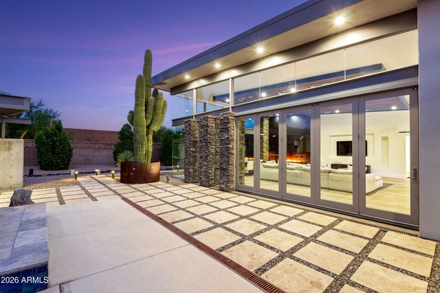 8787 E WHISPERING WIND Drive, Scottsdale, AZ 85255