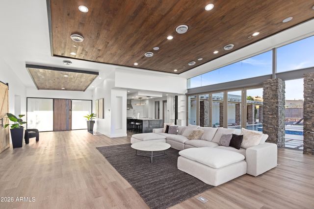 8787 E WHISPERING WIND Drive, Scottsdale, AZ 85255