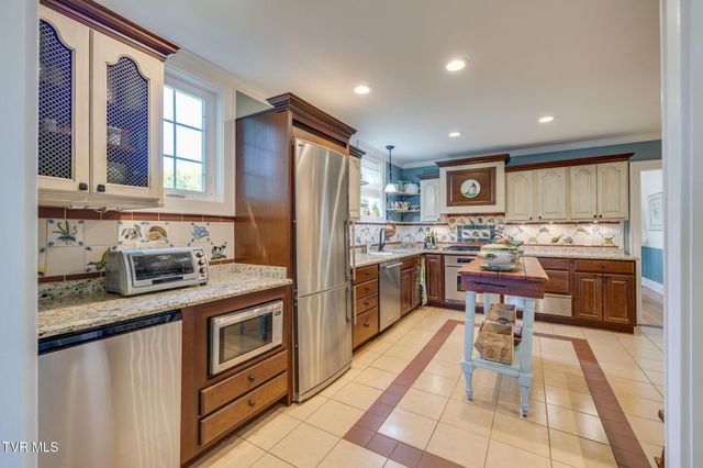 1385 Catawba Street, Kingsport, TN 37660