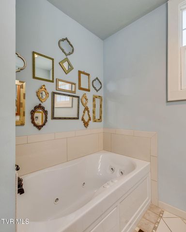 1385 Catawba Street, Kingsport, TN 37660